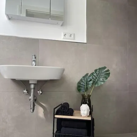 Apartment Willkommen In Ihrem Silvollen Zuhause Auf Zeit - Ein Ort Zum Wohlfuehlen *