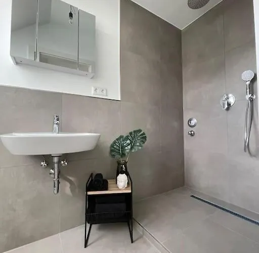 Primestay Apartment Komfort & Stil Zum Wohlfuehlen *