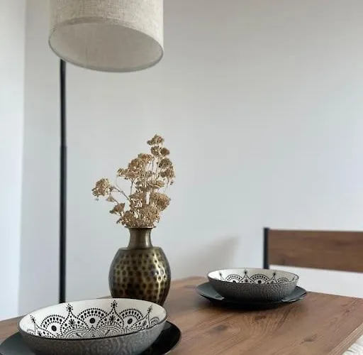 Apartamento Willkommen in Ihrem silvollen Zuhause auf Zeit - ein Ort zum Wohlfühlen Mönchengladbach